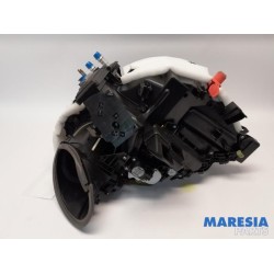 Citroen - C4 Cactus - Heater housing