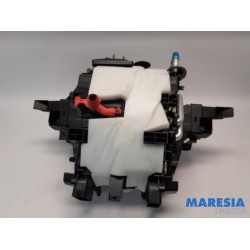 Citroen - C4 Cactus - Heater housing