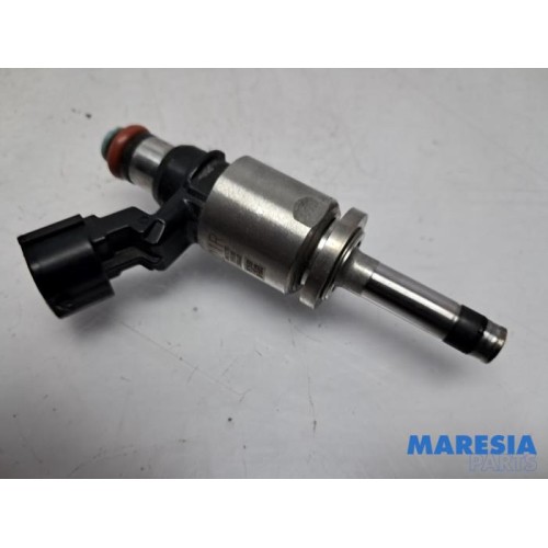 Renault - Captur - Injector (petrol injection)