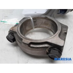 Renault - Captur - Piston