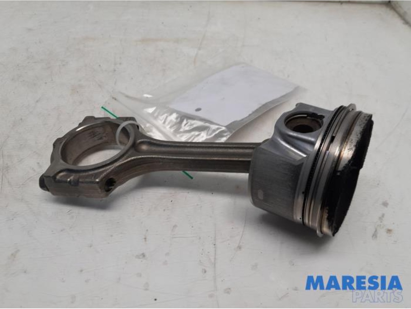Renault - Captur - Piston