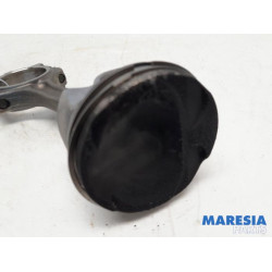 Renault - Captur - Piston
