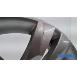 Peugeot - 5008 - Wheel