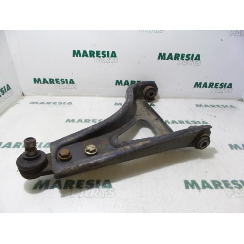 Renault - Twingo - Front lower wishbone, right