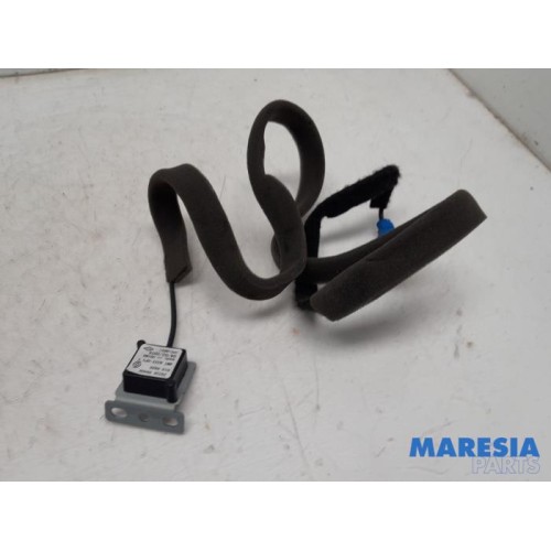 Renault - Kangoo - GPS Antenne