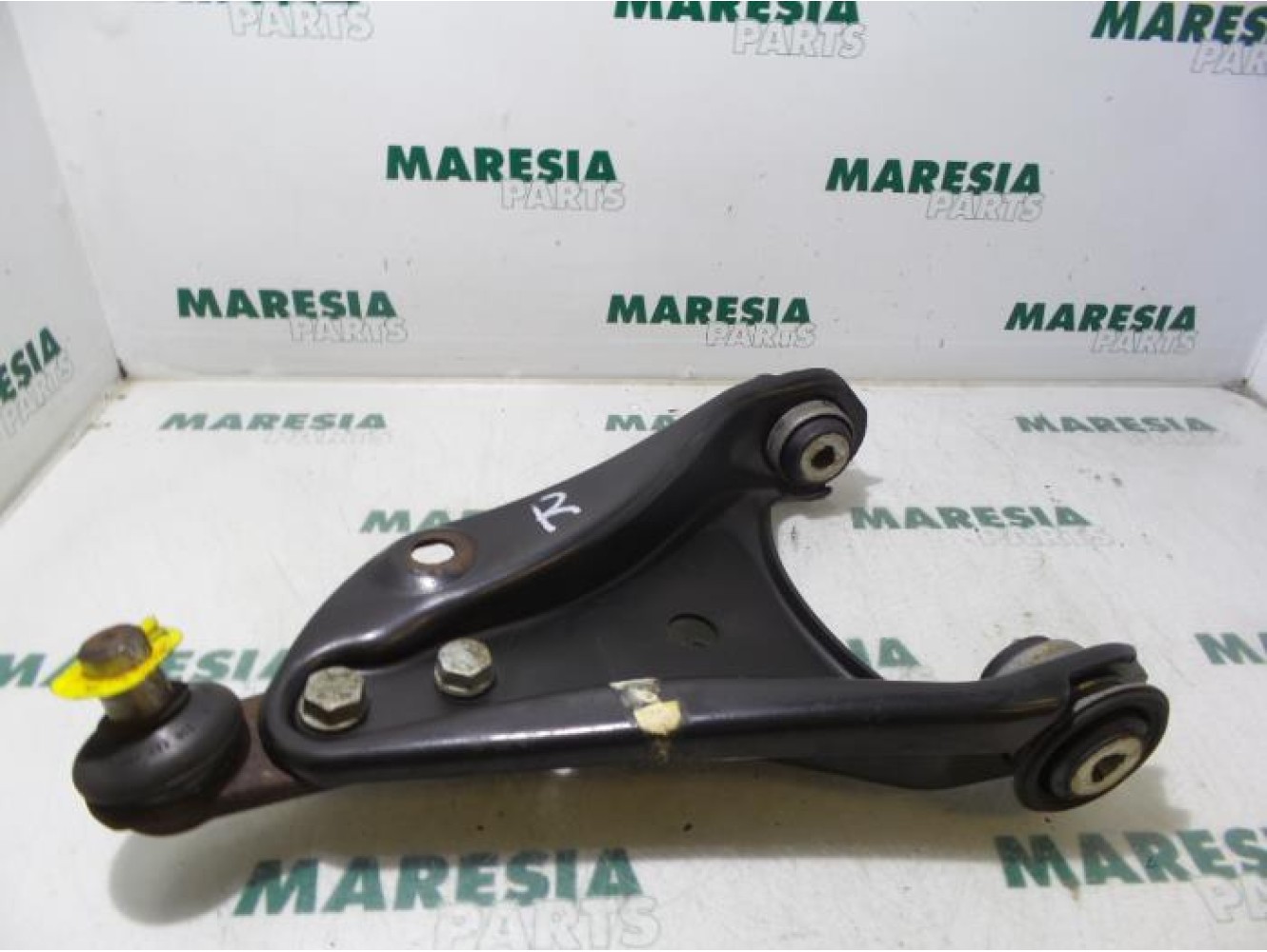 Renault - Twingo - Front lower wishbone, right