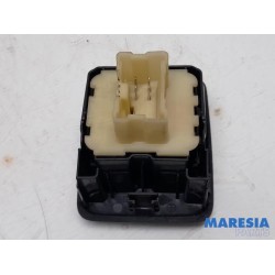 Renault - Kangoo - Electric window switch