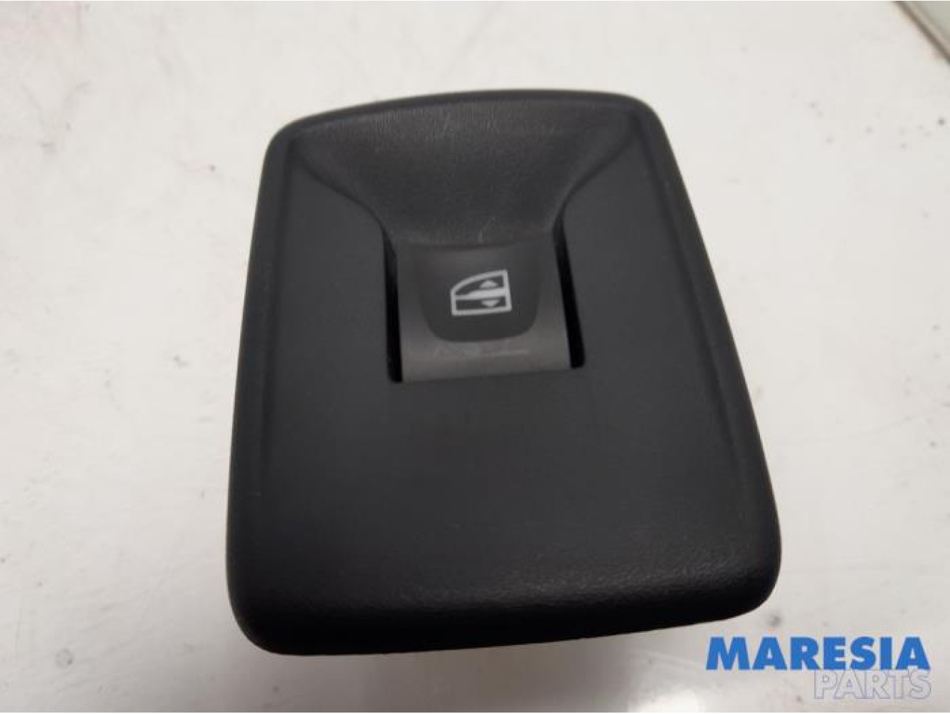 Renault - Kangoo - Electric window switch