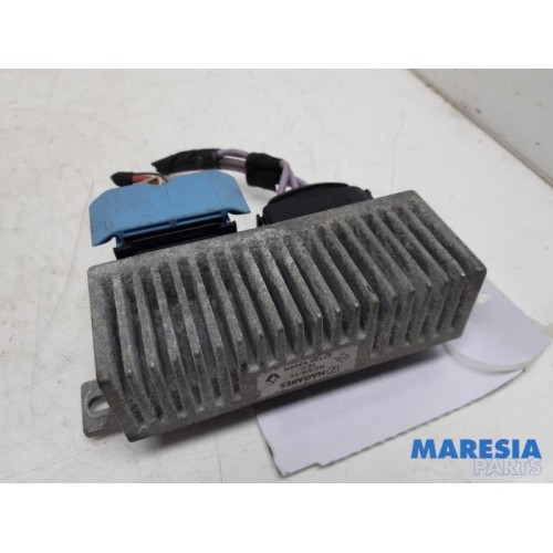 Renault - Kangoo - Glow plug relay