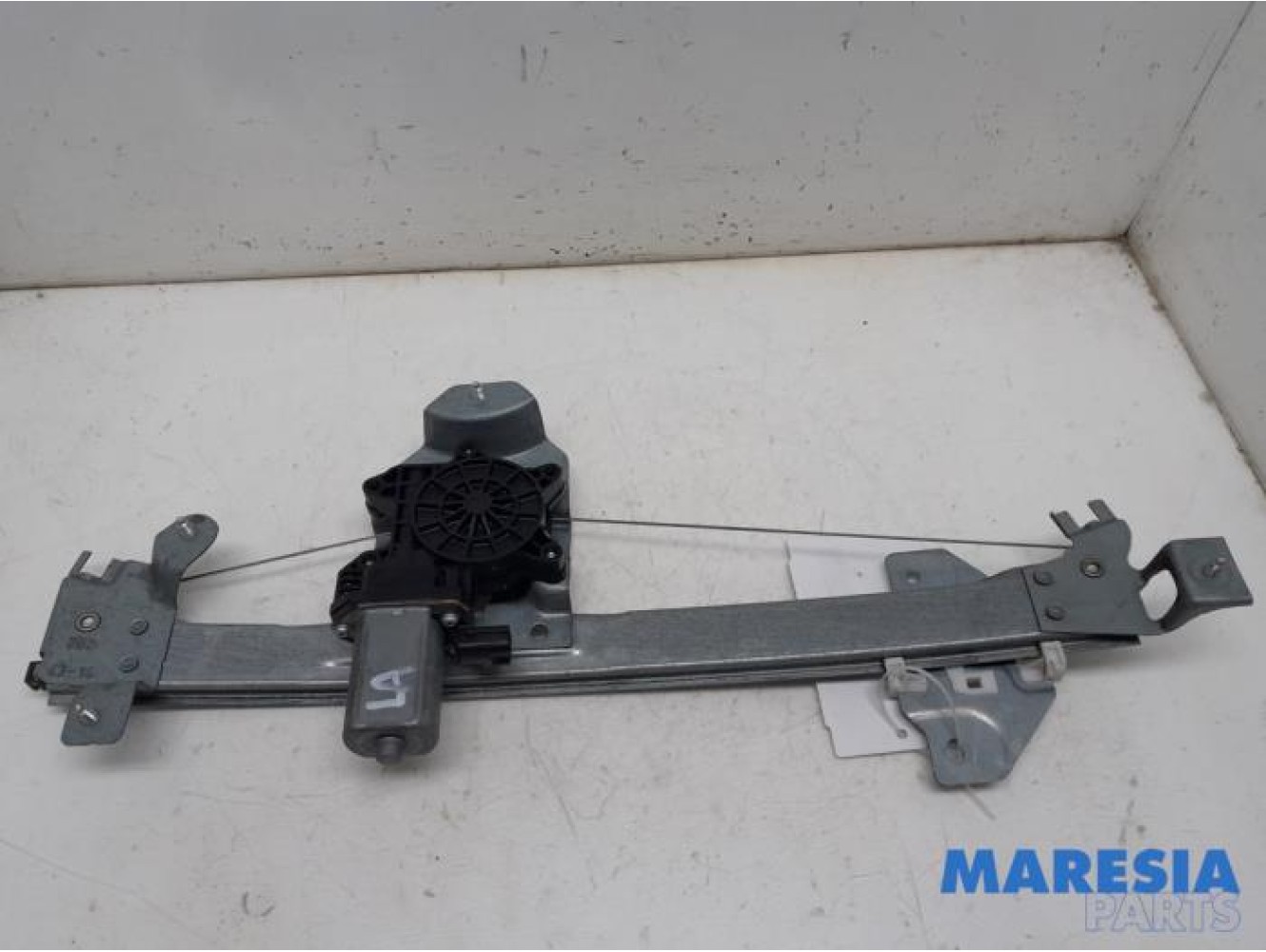 Renault - ZOE - Rear door window mechanism 4-door, left
