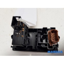 Renault - Kangoo - AIH headlight switch