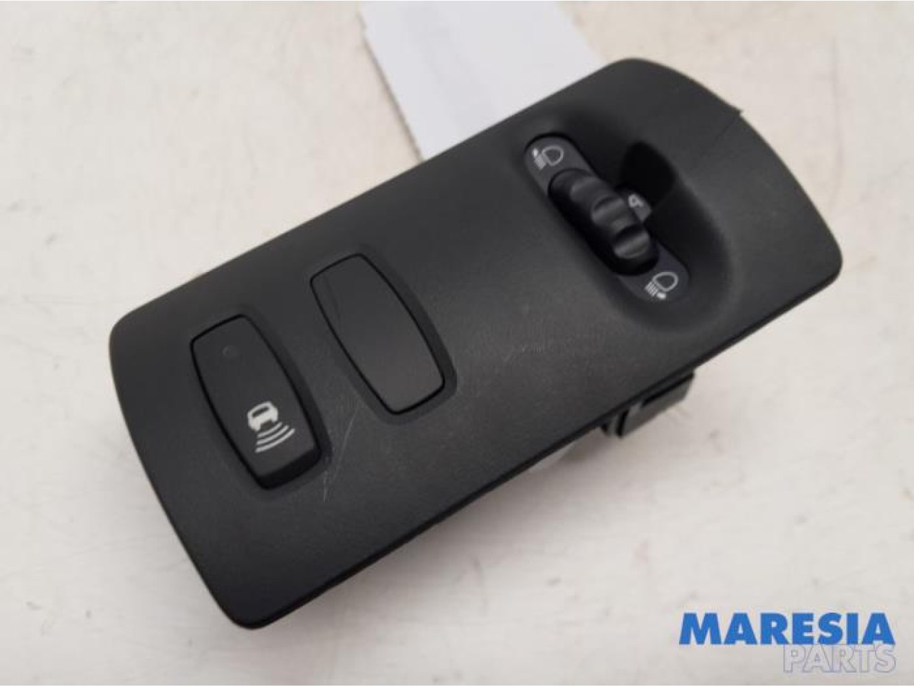 Renault - Kangoo - AIH headlight switch