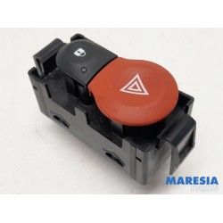 Renault - Kangoo - Panic lighting switch