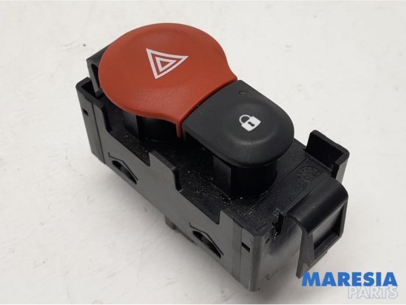 Renault - Kangoo - Panic lighting switch