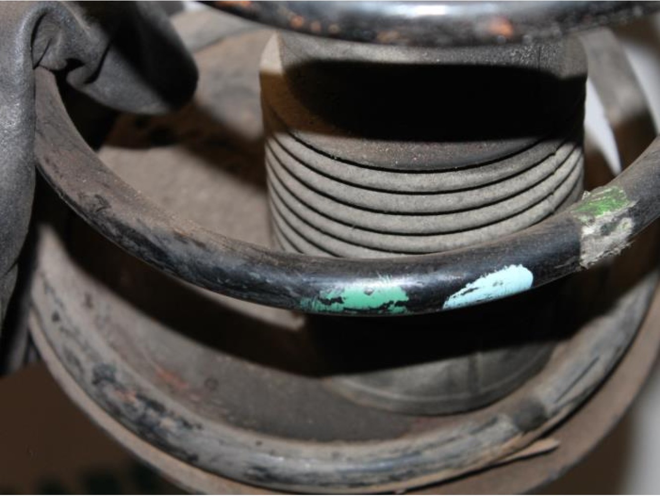 Fiat - Cinquecento - Front shock absorber rod, right