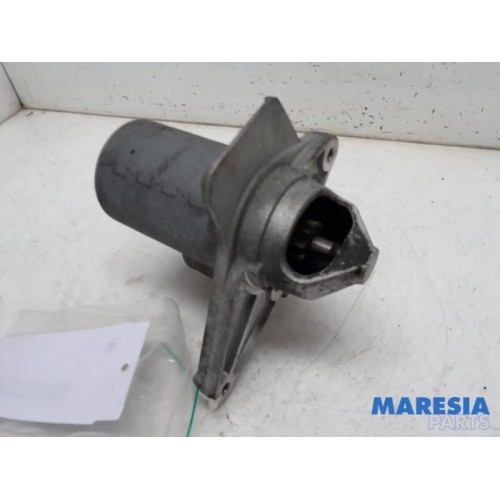 Renault - Megane - Startmotor