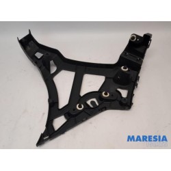 Renault - Megane - Bumpersteun midden-achter