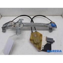 Renault - Megane - Rear door window mechanism 4-door, right