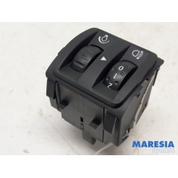 Renault - Megane - AIH headlight switch
