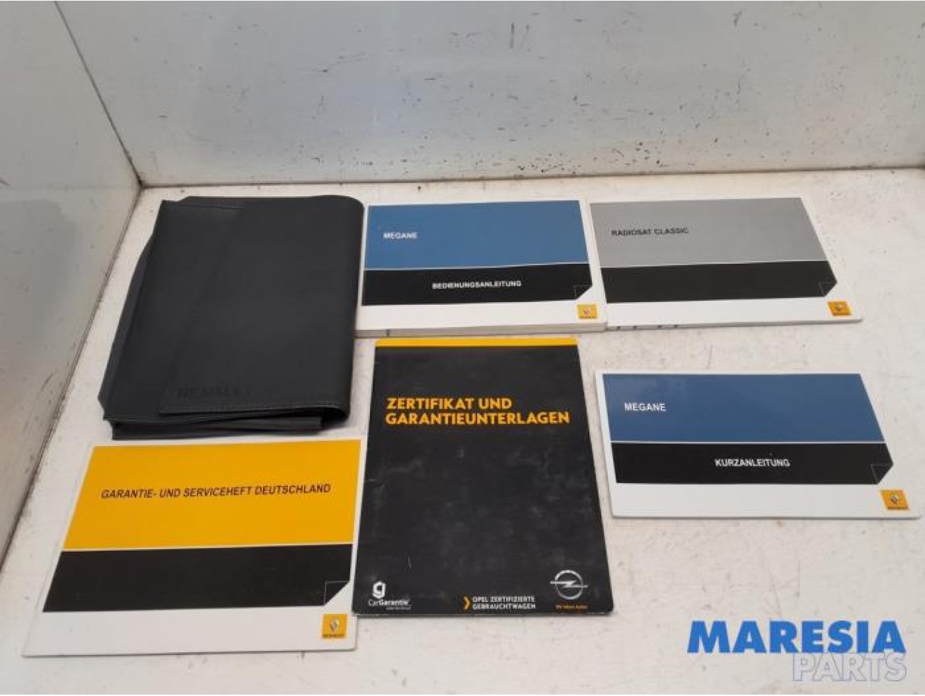 Renault - Megane - Instruction Booklet