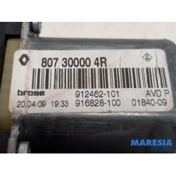Renault - Megane - Raammotor Portier