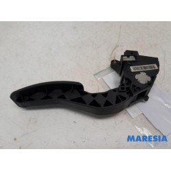 Renault - Megane - Accelerator pedal