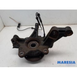 Renault - Clio - Achsschenkel links vorne