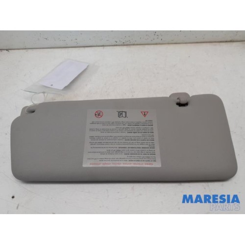Renault - Megane - Sun visor