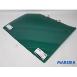 Renault - Megane - Rear door window 4-door, left