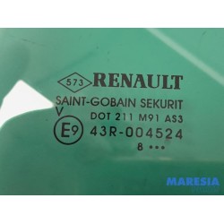 Renault - Megane - Rear door window 4-door, left