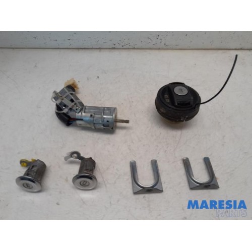 Peugeot - 107 - Set of cylinder locks (complete)