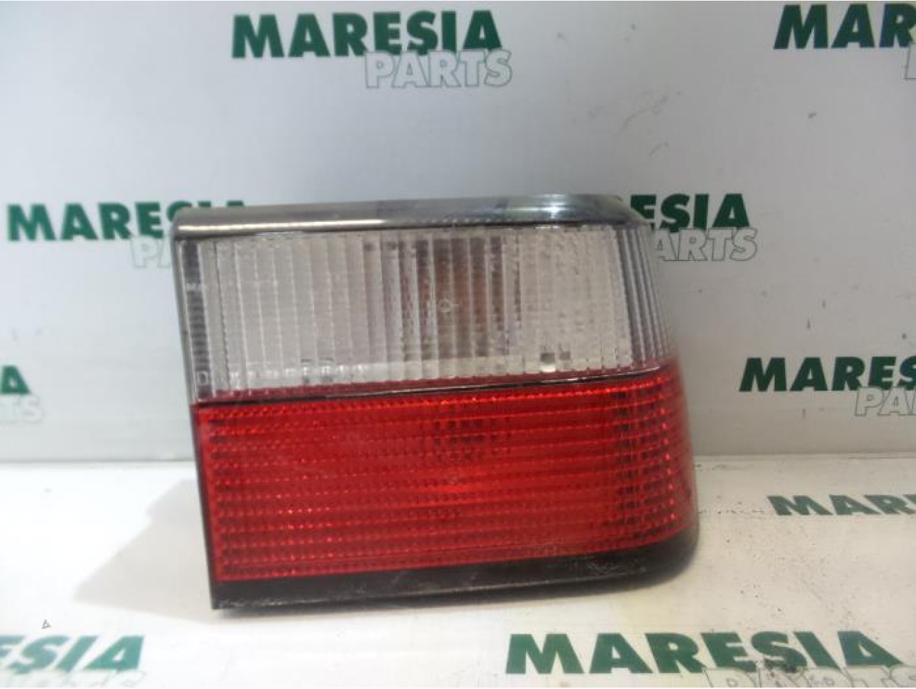 Citroen - Xantia - Feu arrière droit