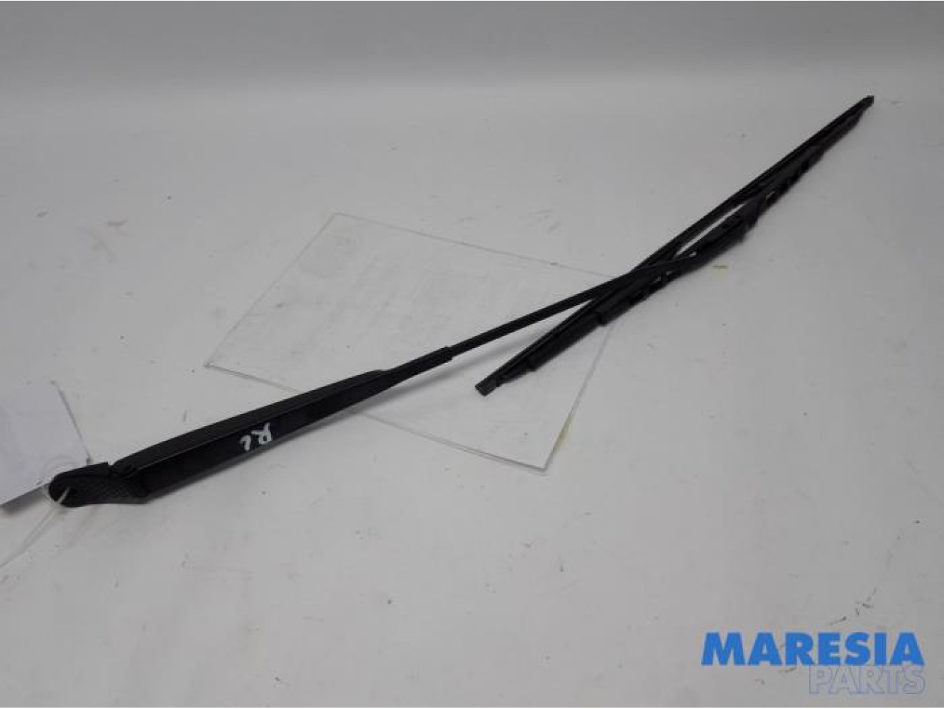 Renault - Kangoo - Front wiper arm