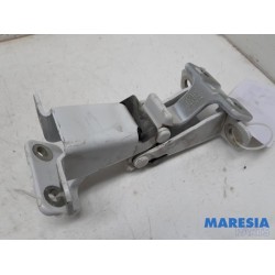Renault - Kangoo - Tailgate hinge