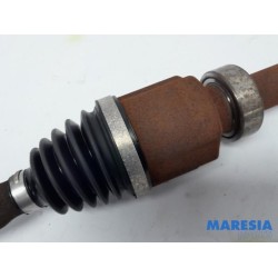 Renault - Clio - Front drive shaft, right