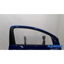 Peugeot - 107 - Tür 2-türig rechts