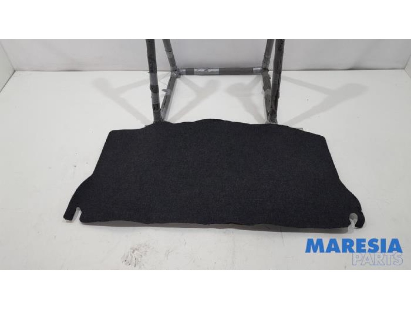 Peugeot - 107 - Coffre tapis