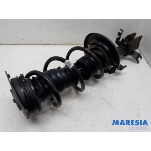 Renault - Clio - Front shock absorber rod, left