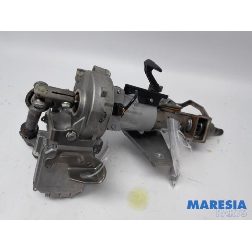 Renault - Clio - Steering column housing