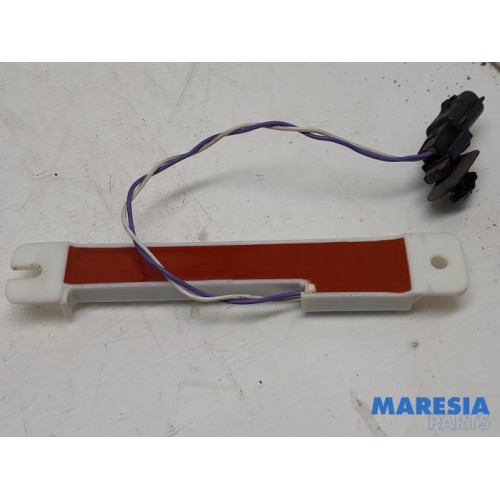 Renault - ZOE - Keyless entry antenne