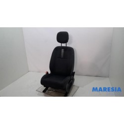 Renault - Megane - Seat, left