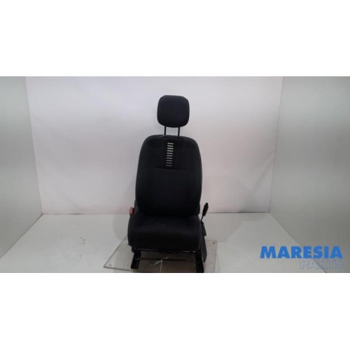 Renault - Megane - Stoel links