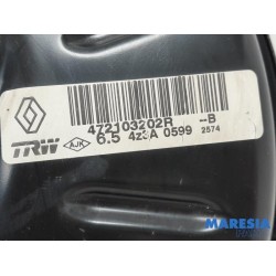 Renault - Clio - Brake servo