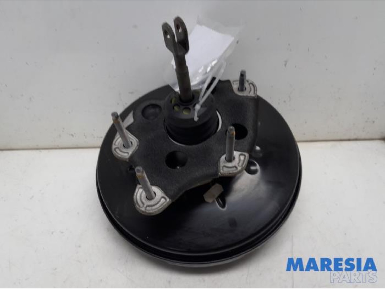 Renault - Clio - Brake servo