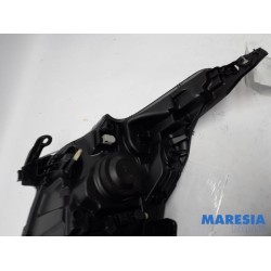 Peugeot - 208 - Koplamp links