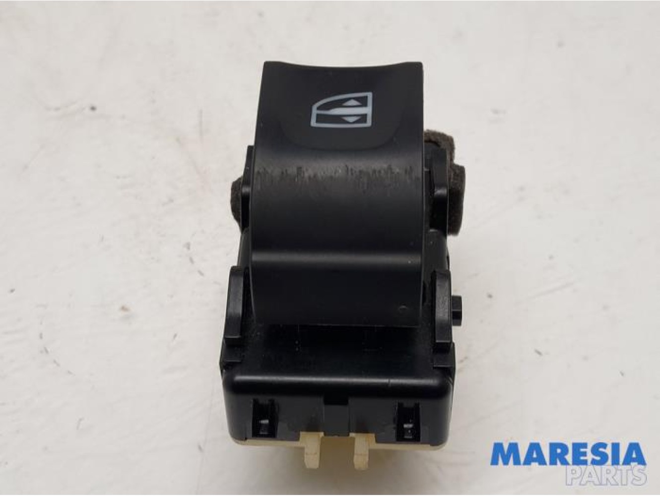 Renault - ZOE - Electric window switch