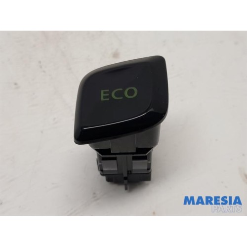 Renault - ZOE - Switch