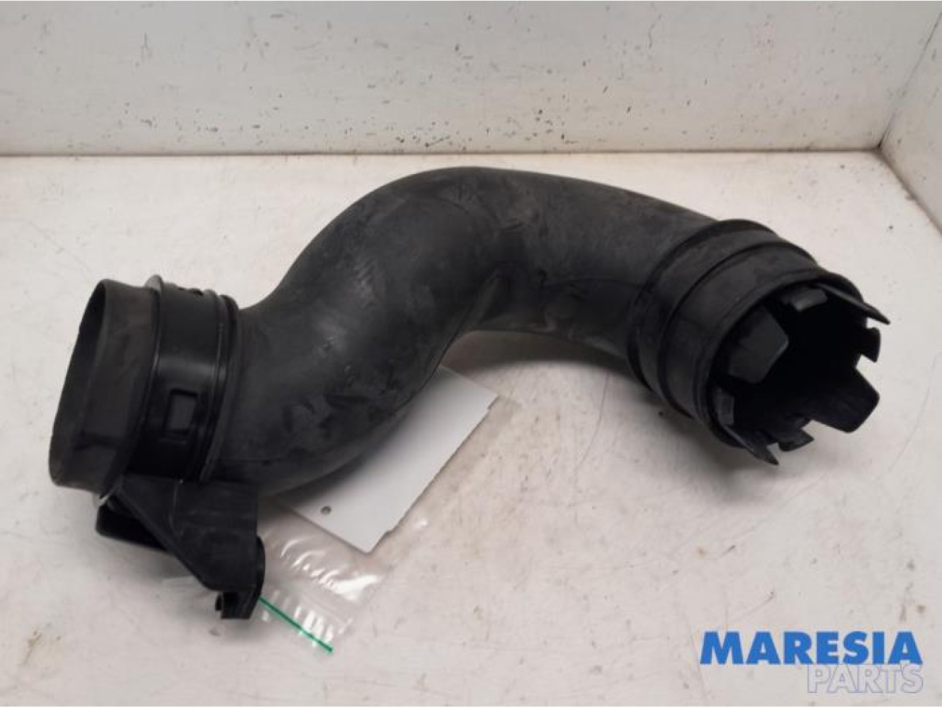 Renault - ZOE - Air intake hose