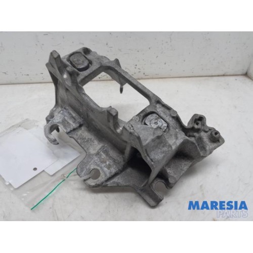 Renault - ZOE - Engine mount