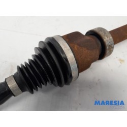 Renault - ZOE - Front drive shaft, right